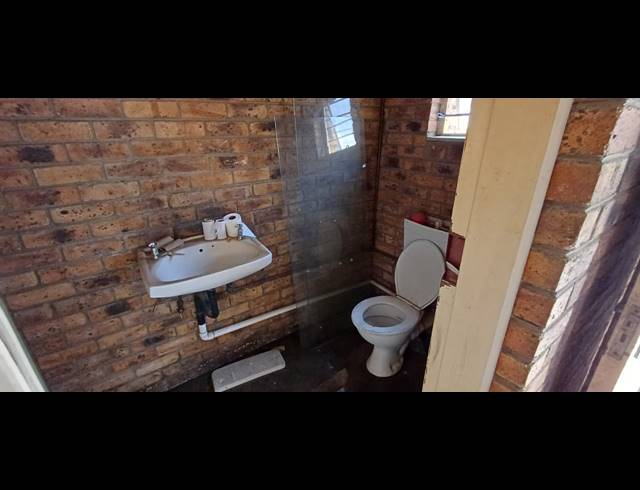 600M² BUILDING FOR SALE IN BRAKPAN CENTRAL